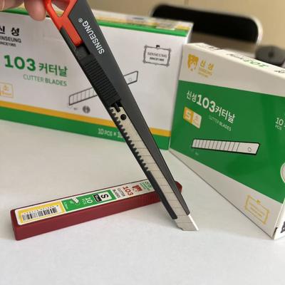 kopen 9mm Cutter Blades Silver and Versatile for Various Cutting Needs online vervaardiging