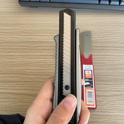 14 Segmenten Veelzijdige 18mm Afbreekmessen Bulk SK2 Koolstofstaal