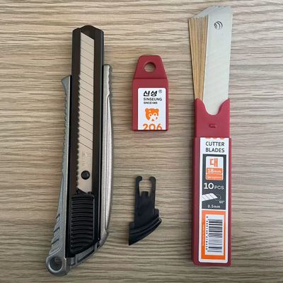 Veelzijdige 18 mm lemmen snijmachines Zilveren afwerking voor verschillende snijwerkzaamheden