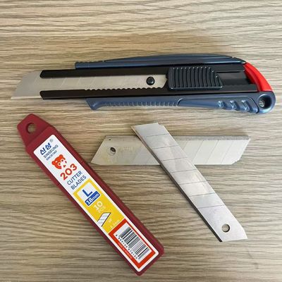 Zilveren lemmet 18 mm snijmessen voor industriële toepassingen